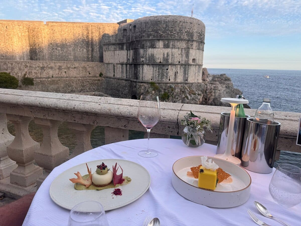 dubrovnik restaurant nautika gateaux et desserts