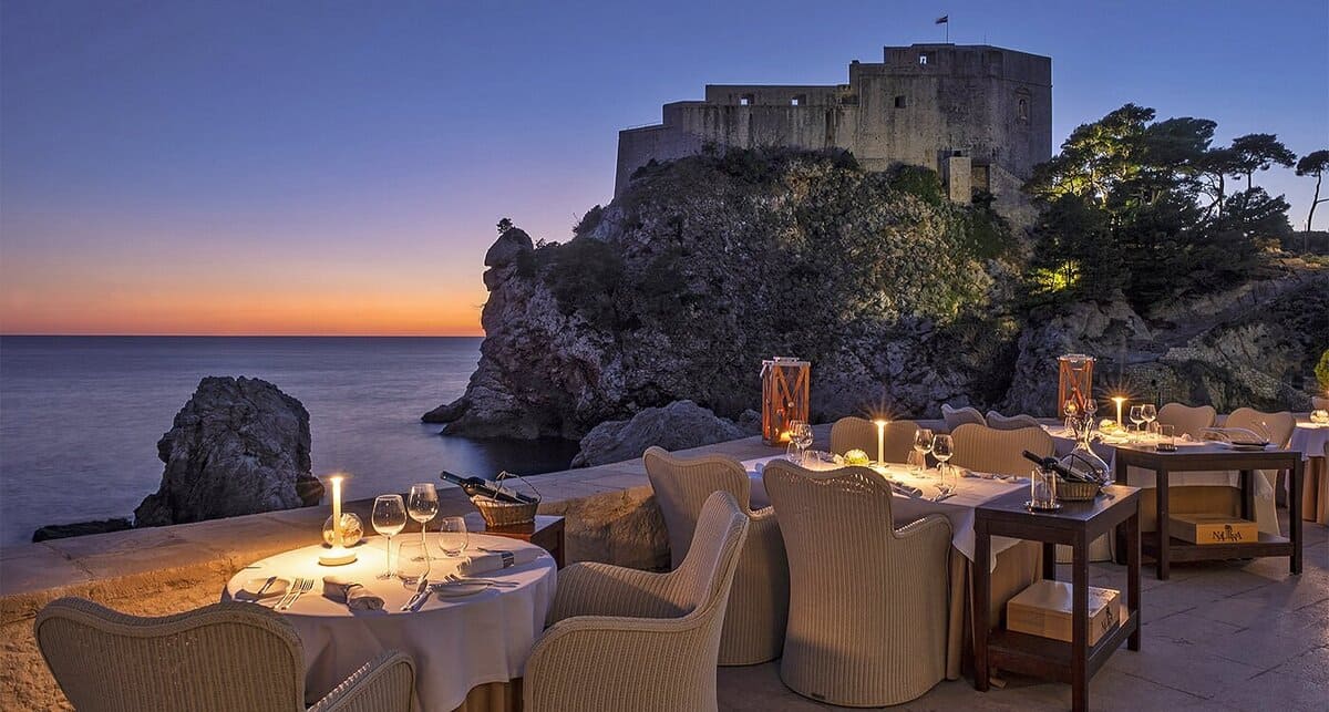 restaurant nautika dubrovnik terrasse en soirée (1)