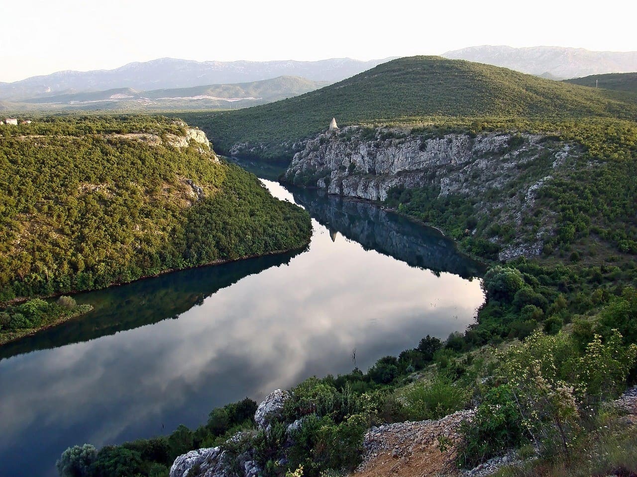 riviere cetina canyon