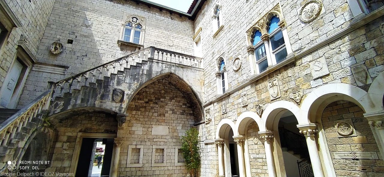 trogir façades vénitiennes médiévales