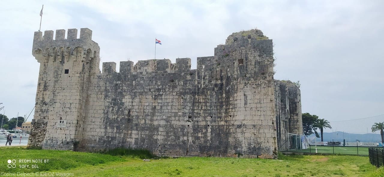 trogir kastel