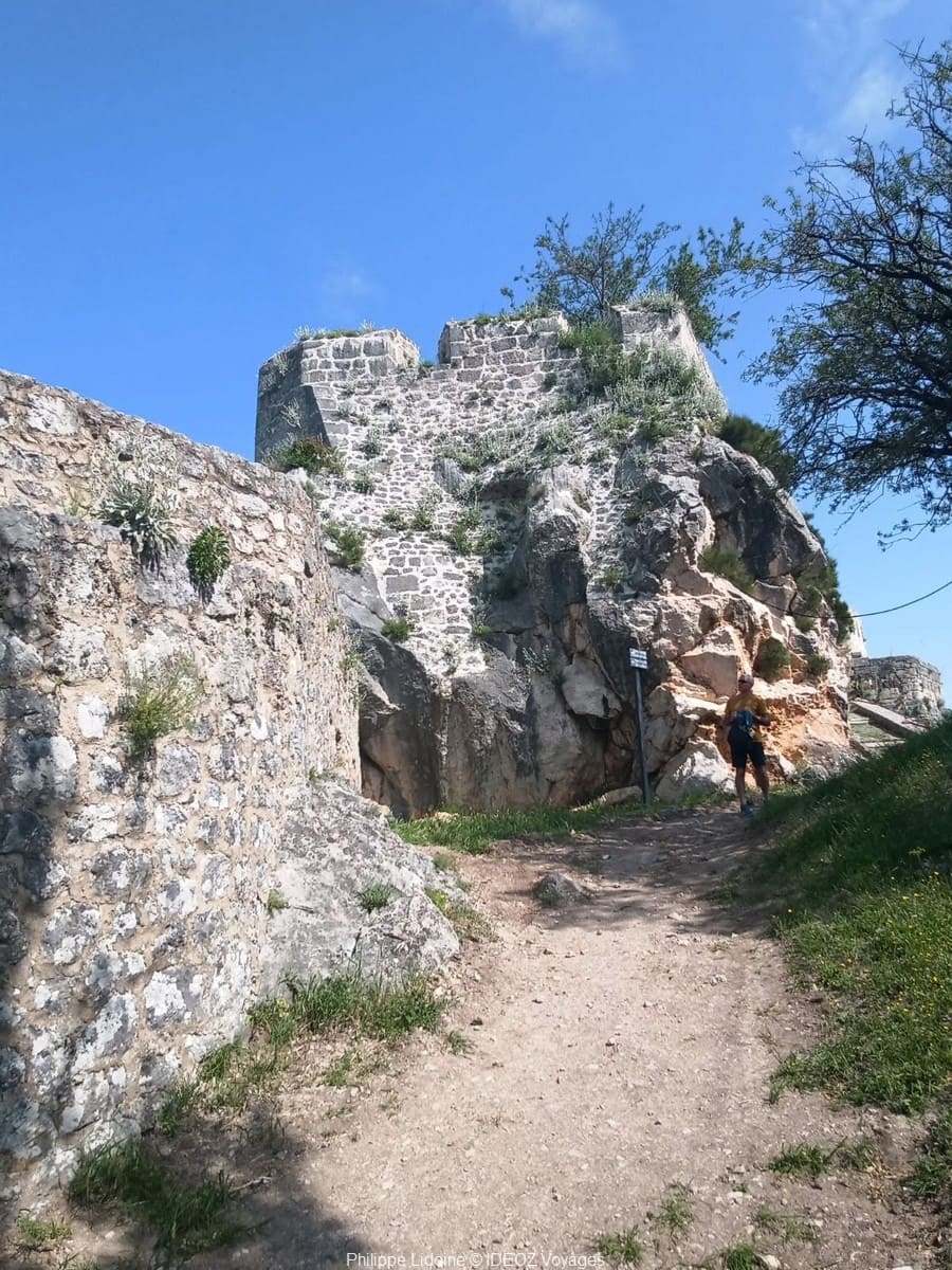 ascension vers la forteresse de knin