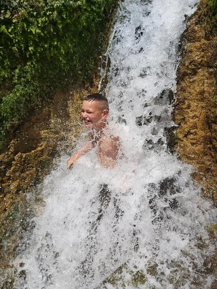baignade dans la cascade roski slap agrotourisme kristijan krka