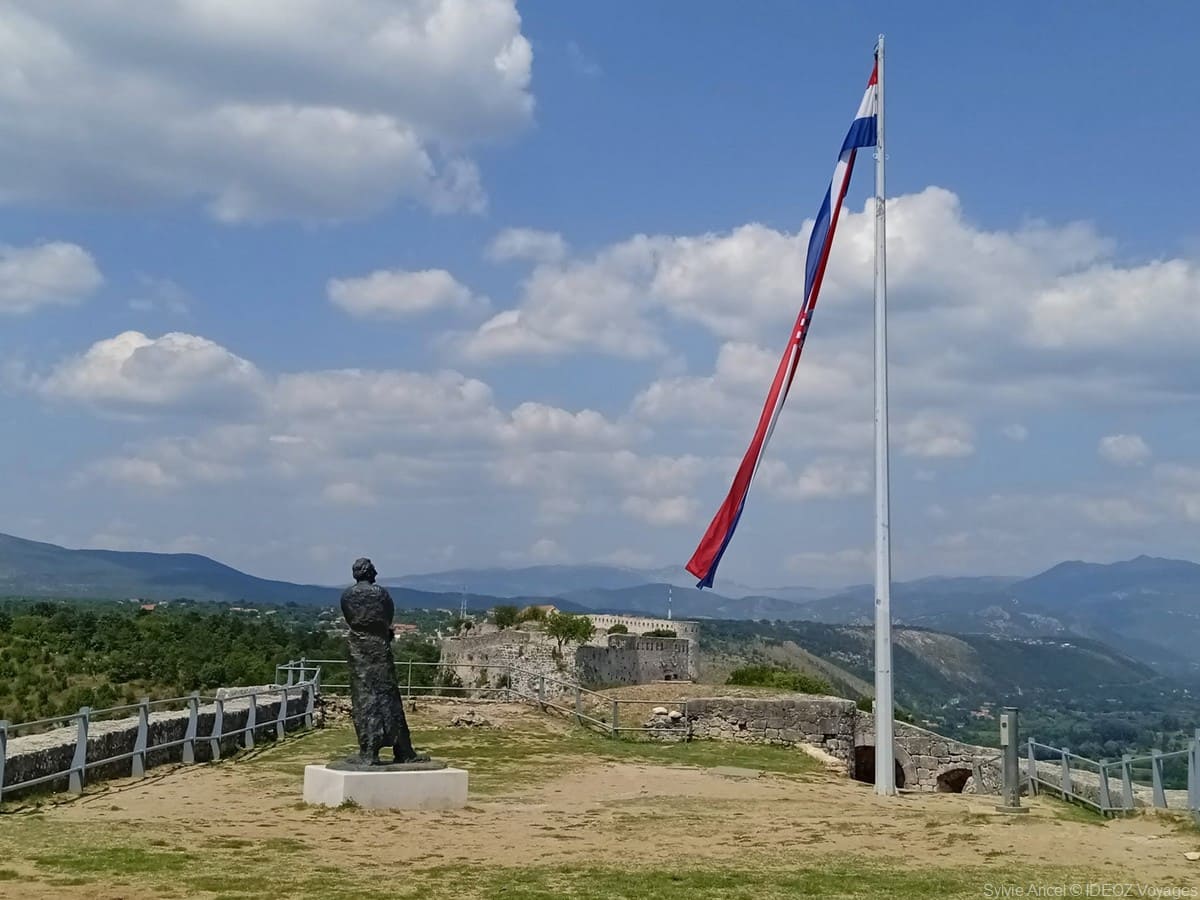 panorama lors de la visite de la forteresse knin