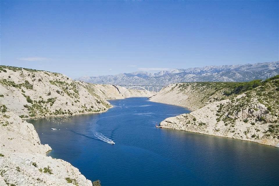 vue du pont de maslenica et de la riviere zrmanja (1)