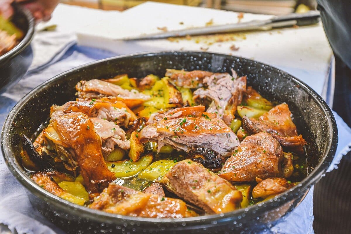 konavoski dvori à ljuta peka de veau
