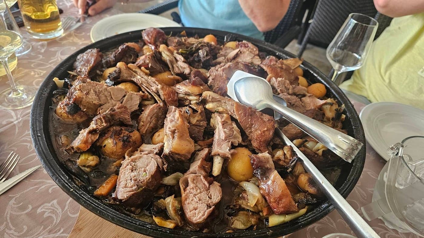 kopačina à donji humac brac peka agneau