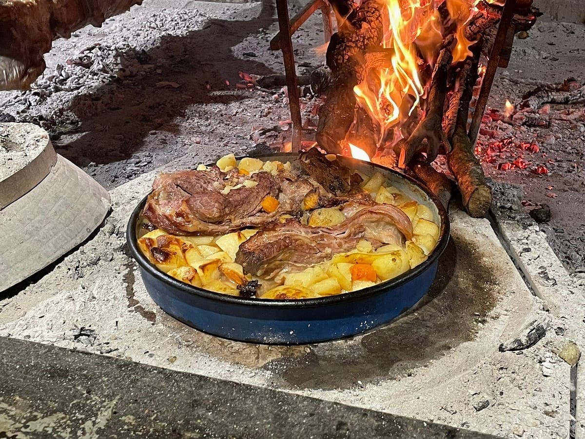 peka agneau restaurant perlica klis