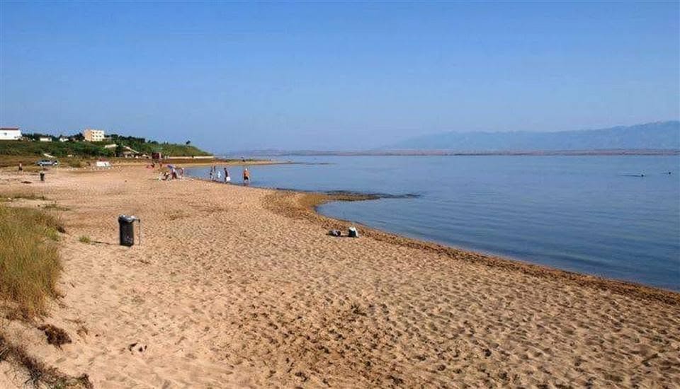 plage de sable sabunike