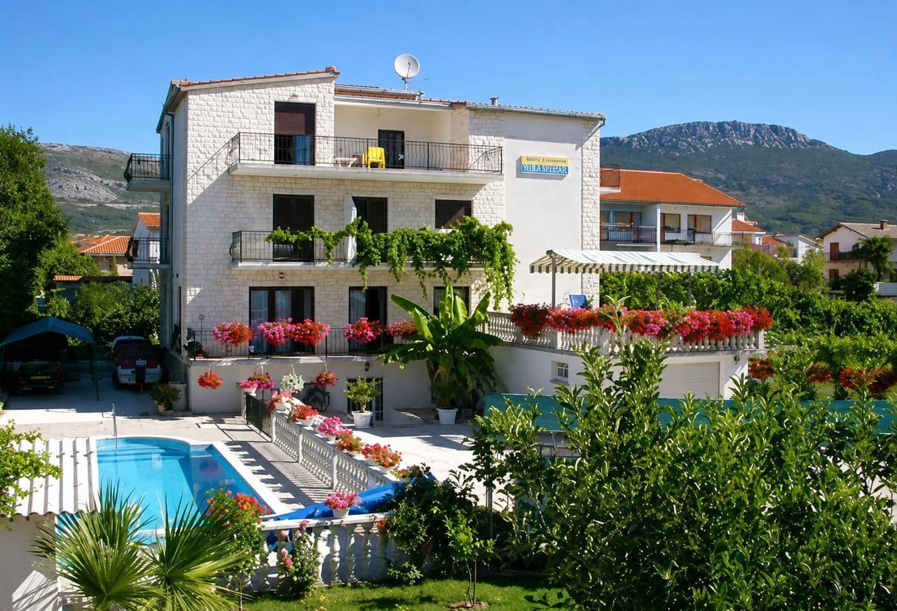 villa spehar kastel stafilic maison d'hôtes