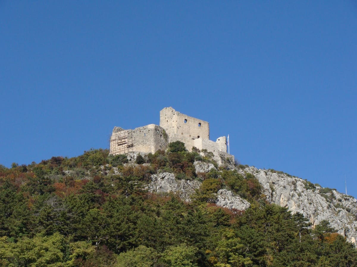 vrlika forteresse prozor dalmatie interieure