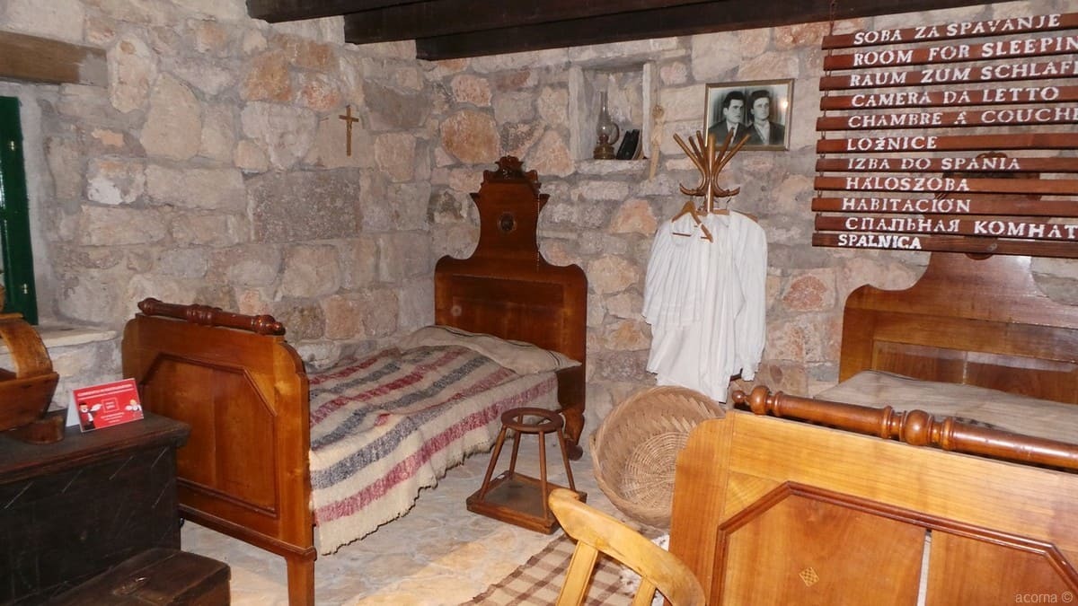 etnoland dalmati chambre d'une ferme dalmate traditionnelle