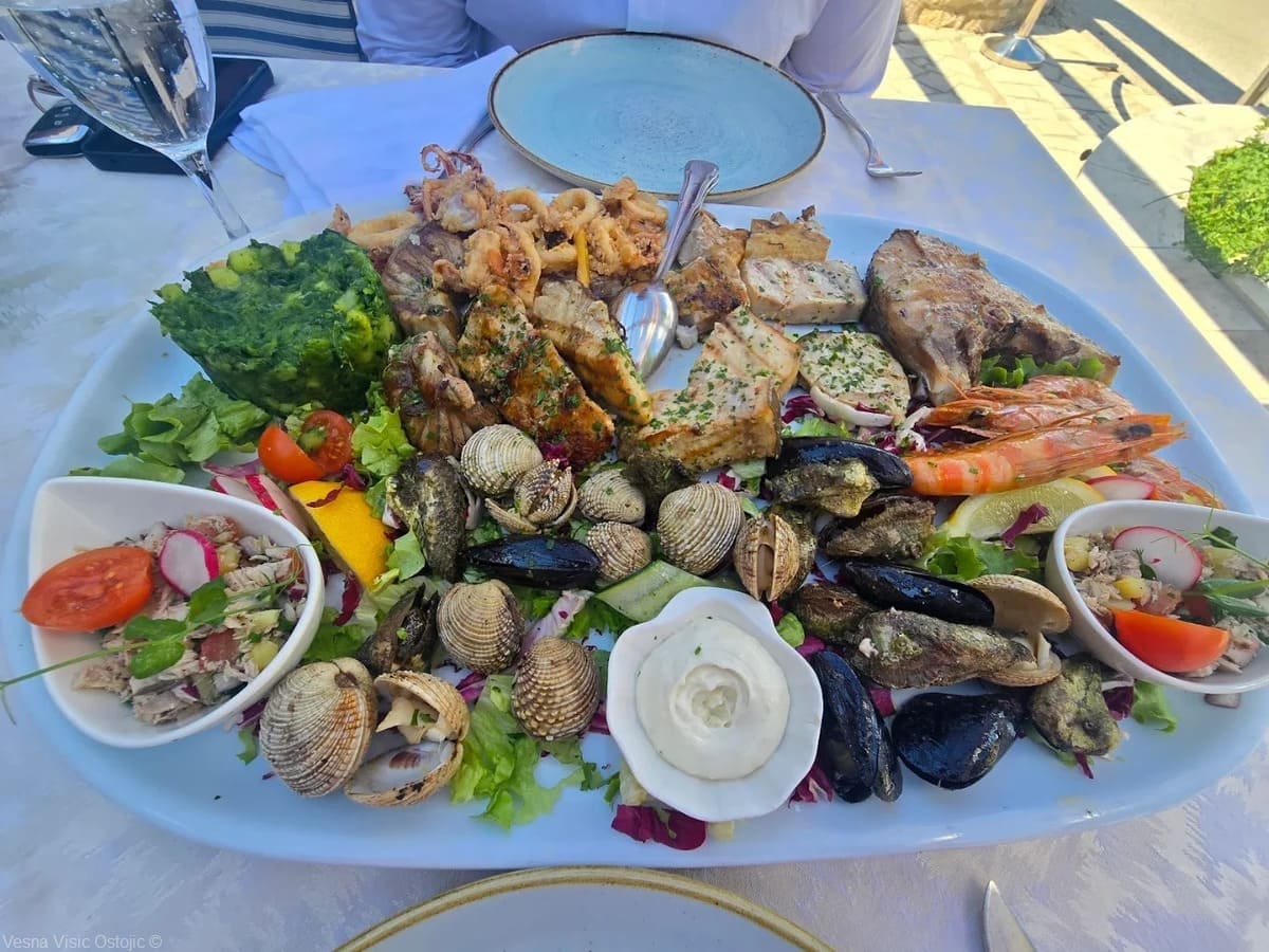plateau de fruits de mer et crustacés bota sare mali ston