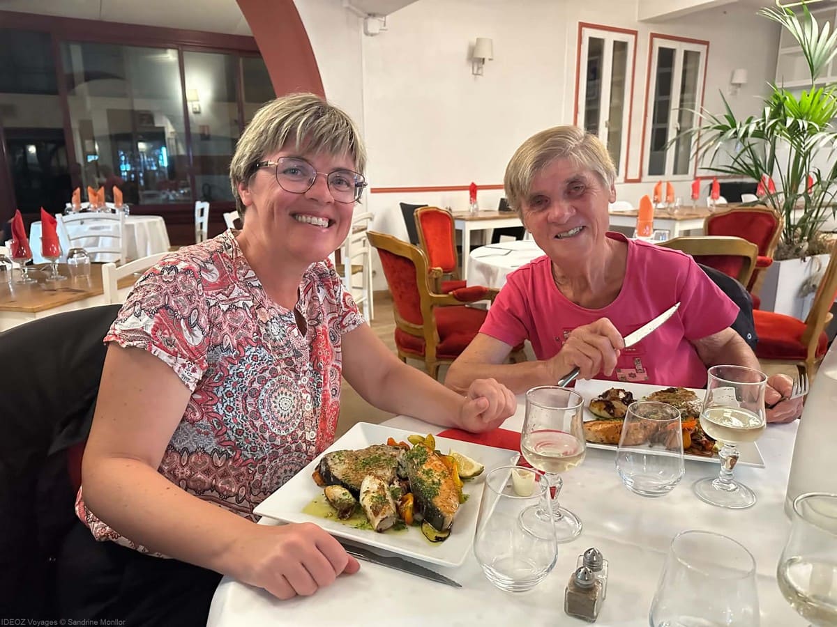repas au restaurant le lamparo port la nouvelle