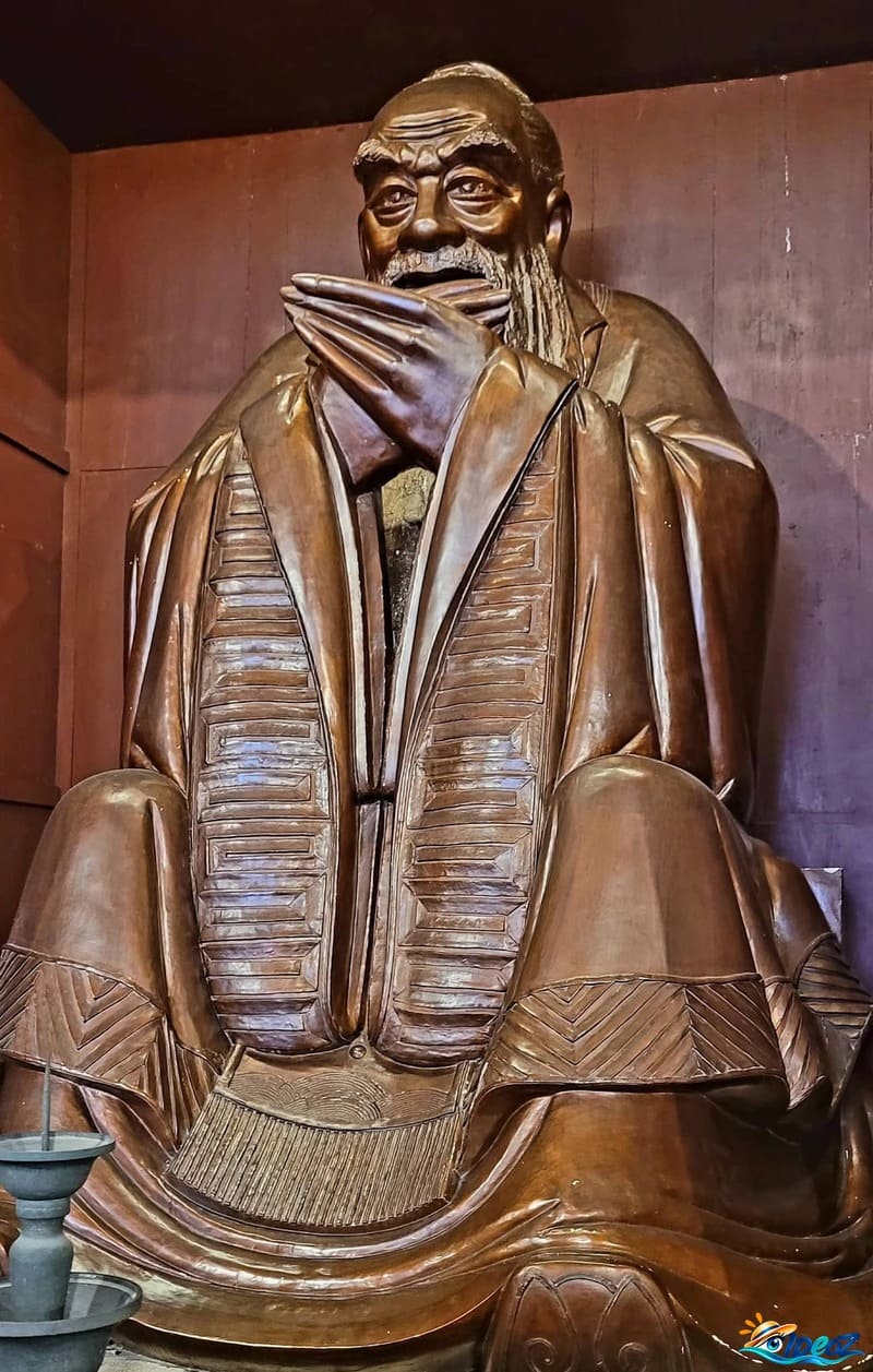 statue de lao tseu à quanzhou