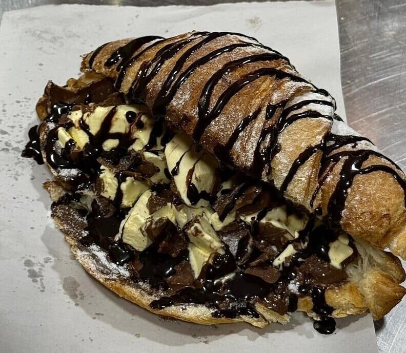 croasan split croissant au chocolat et à la vanille (1)
