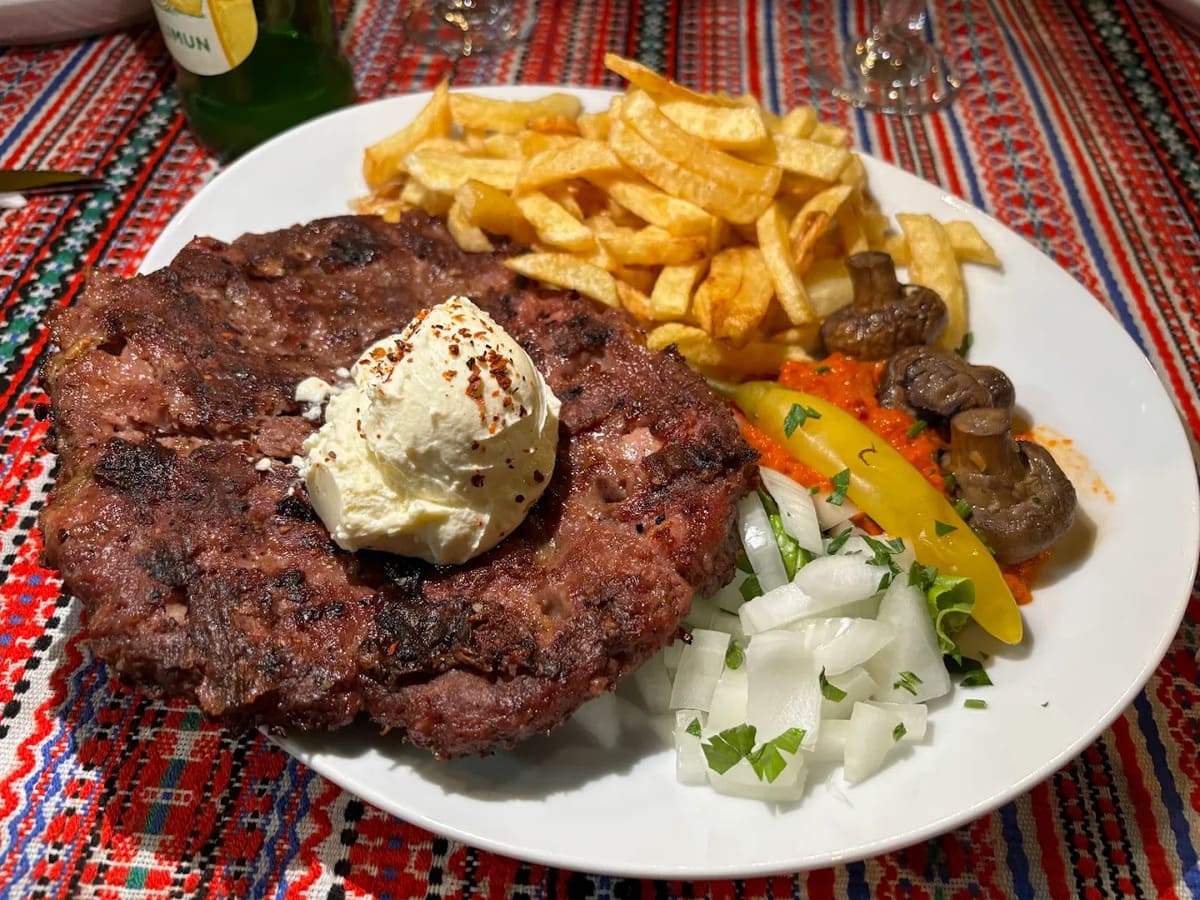makedonska kuca pljeskavica