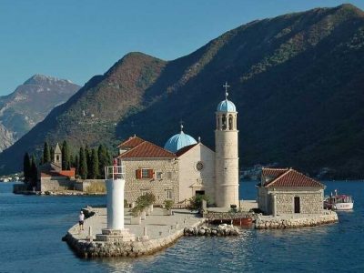 chapelle gospa od skrpjela bouches de kotor